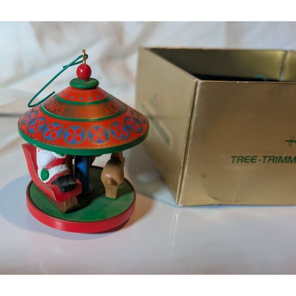 Vintage Hallmark 1980 Christmas Merry Go-Round Ornament with box - Picture 3 of 6